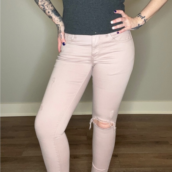 NWOT Express Mid Rise Jeans - Picture 7 of 17